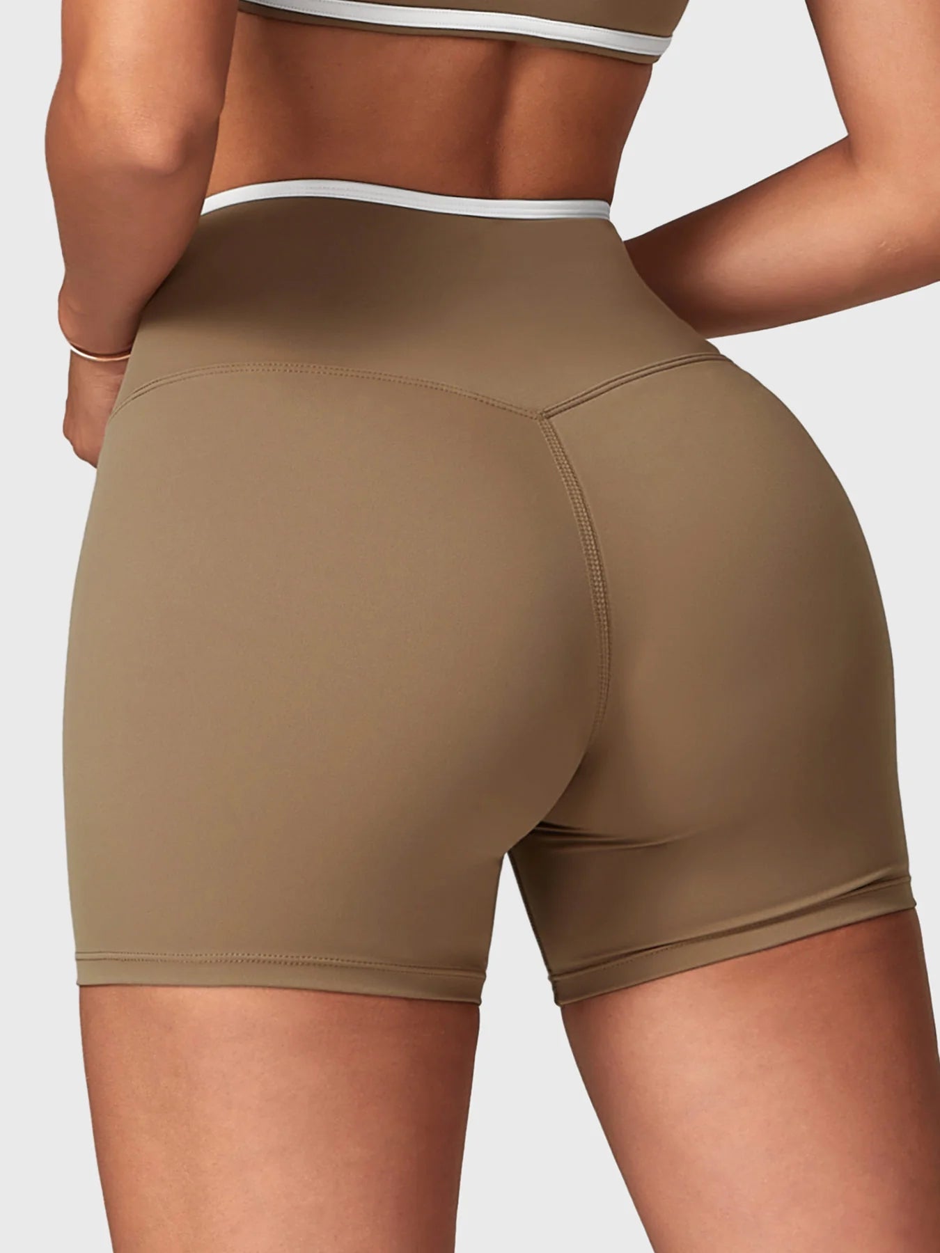 Short Origem — Form & Shape