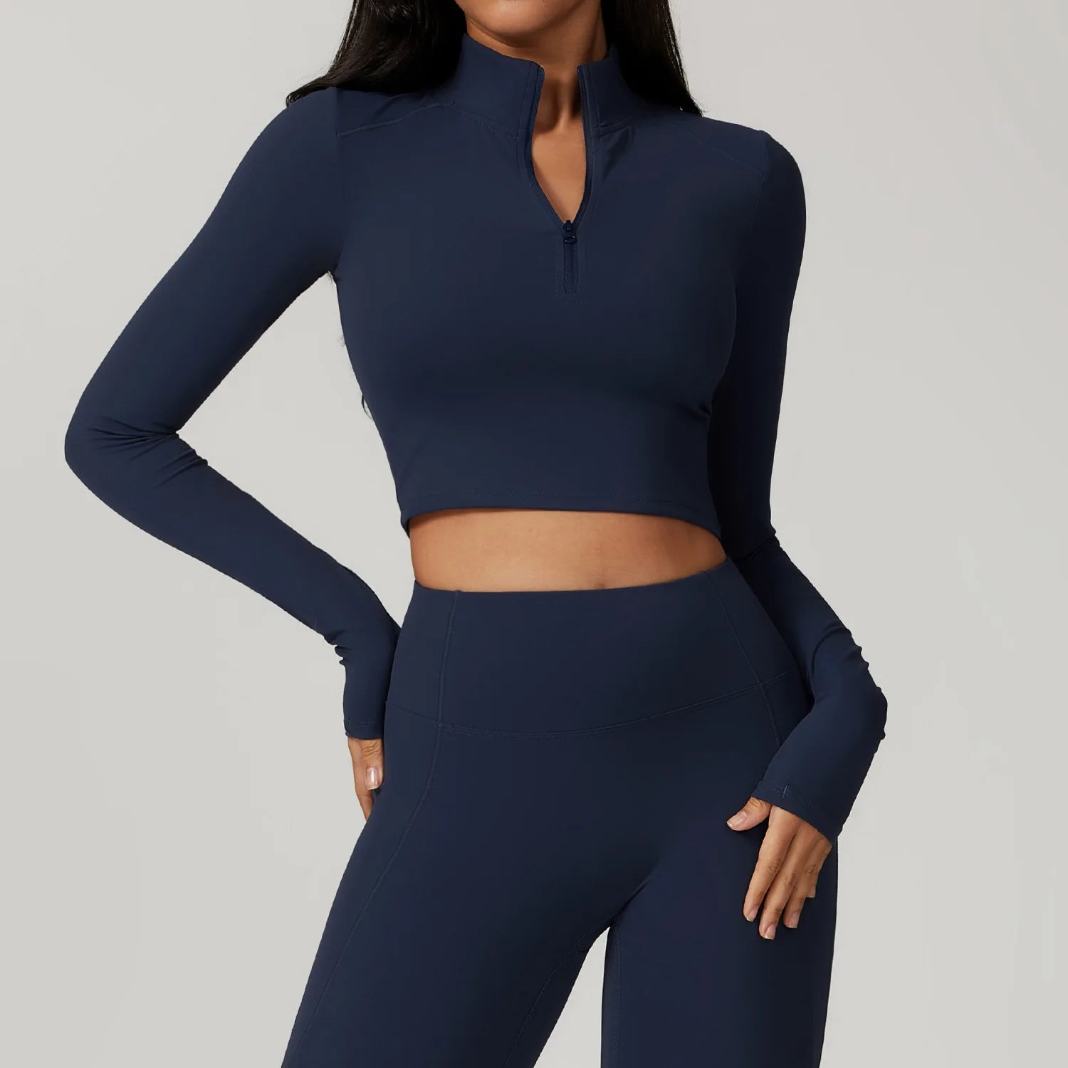 TOP CROPPED ESSENCE