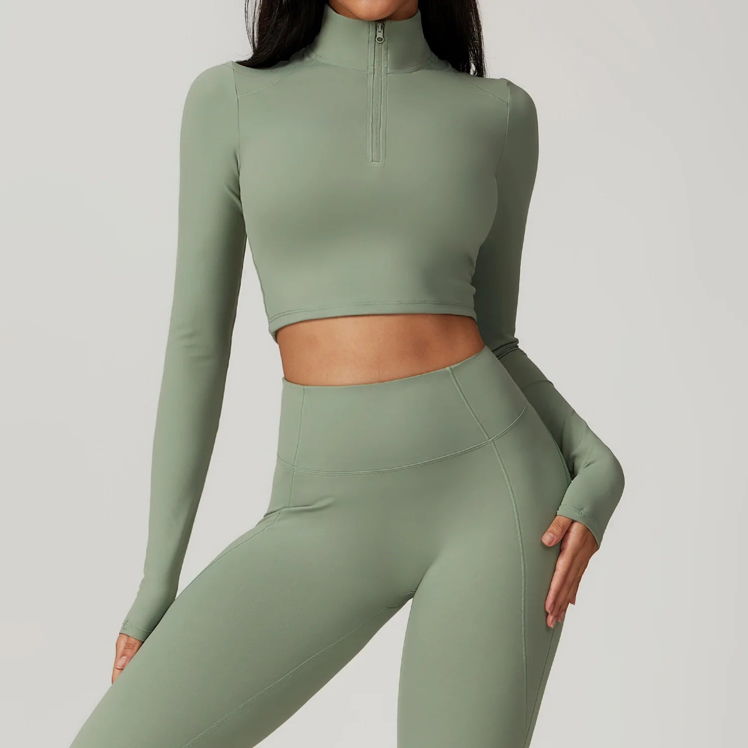 TOP CROPPED ESSENCE